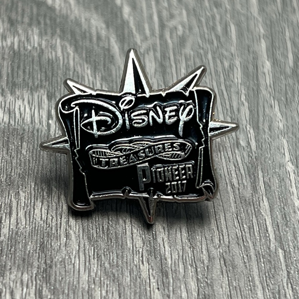 Disney Treasures Pioneer Pin 2017 Exclusive Funko Box 1st Edition Trading
